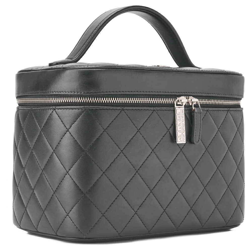 CHANEL Vanity Handbag Matelasse Lambskin Black Silver-Tone Hardware Pre-Owned - Vintage La Charme