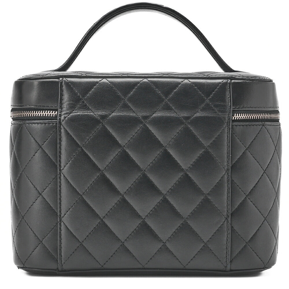 CHANEL Vanity Handbag Matelasse Lambskin Black Silver-Tone Hardware Pre-Owned - Vintage La Charme