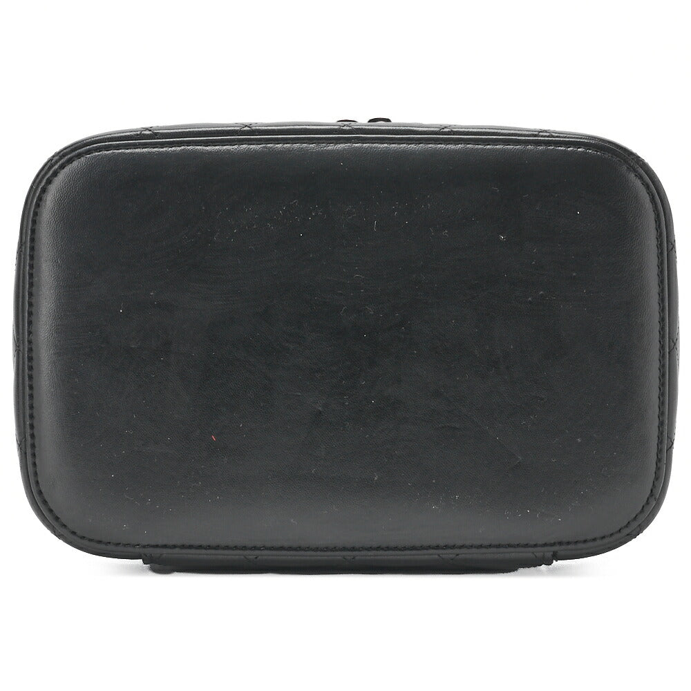 CHANEL Vanity Handbag Matelasse Lambskin Black Silver-Tone Hardware Pre-Owned - Vintage La Charme
