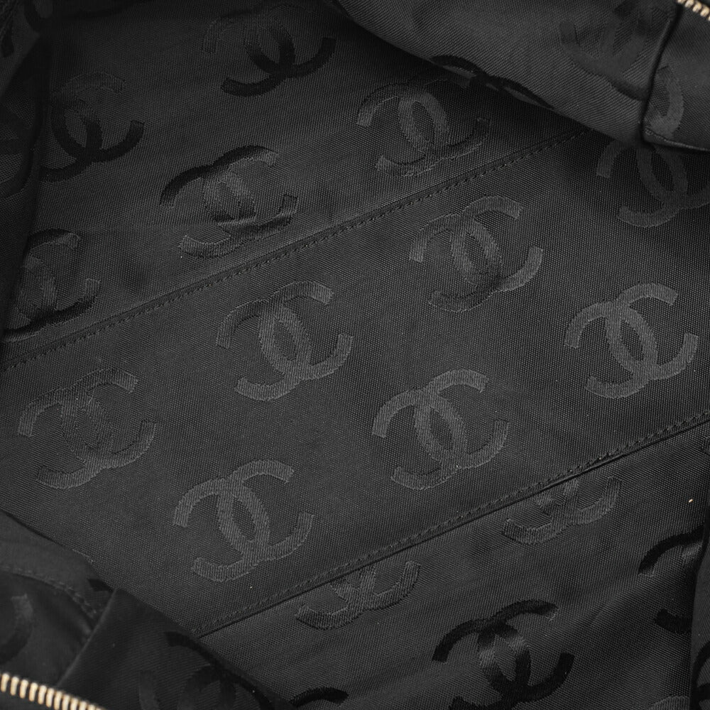 Chanel Shoulder Bag Ultra Stitch Chain Tote Leather Black Gold-Tone Hardware Pre-Owned - Vintage La Charme