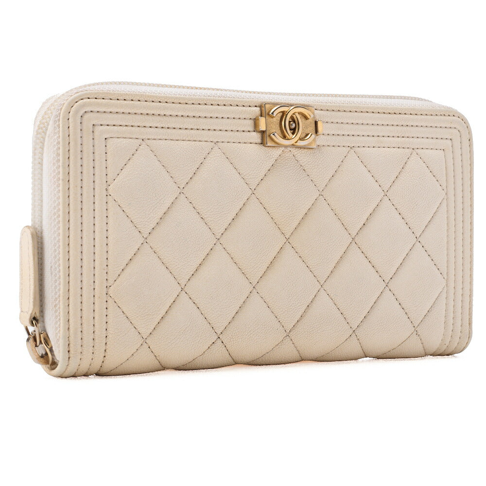 CHANEL Boy Chanel Matelasse Round Long Wallet Caviar Skin Ivory Gold-Tone Hardware Pre-Owned - Vintage La Charme