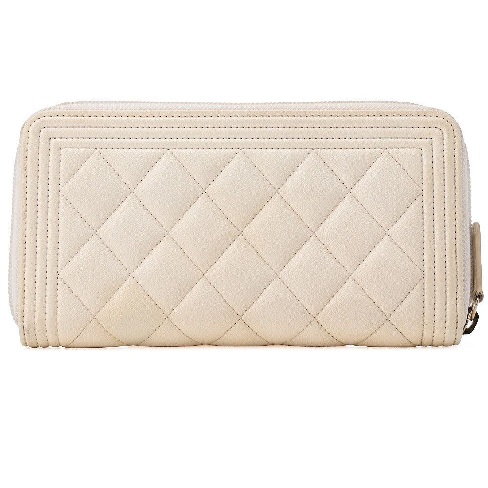 CHANEL Boy Chanel Matelasse Round Long Wallet Caviar Skin Ivory Gold-Tone Hardware Pre-Owned - Vintage La Charme