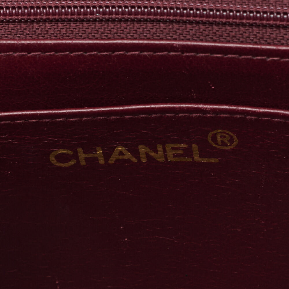 CHANEL Shoulder Bag, Matelasse, Lambskin, Black, Gold-Tone Hardware, Pre-Owned - Vintage La Charme