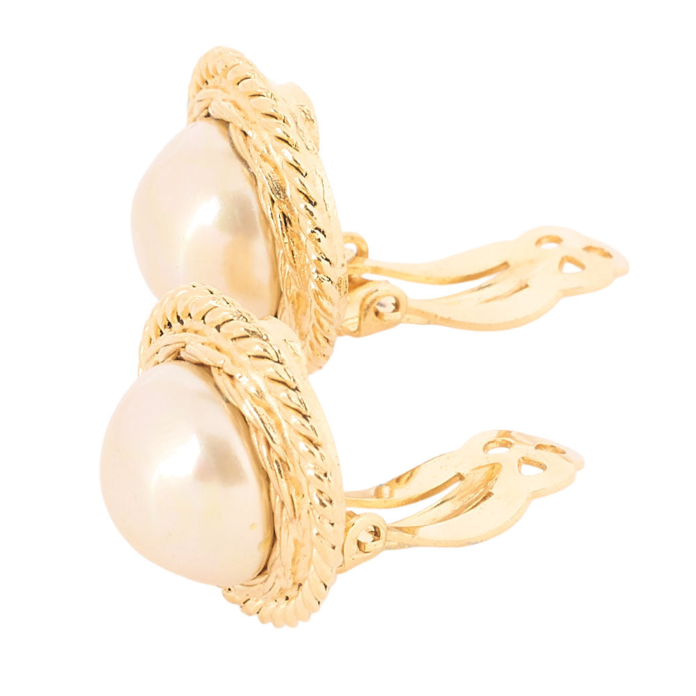 CHANEL Pearl Earrings 2106 Earrings GPx Faux Pearls Gold-Tone Hardware, Pre-Owned