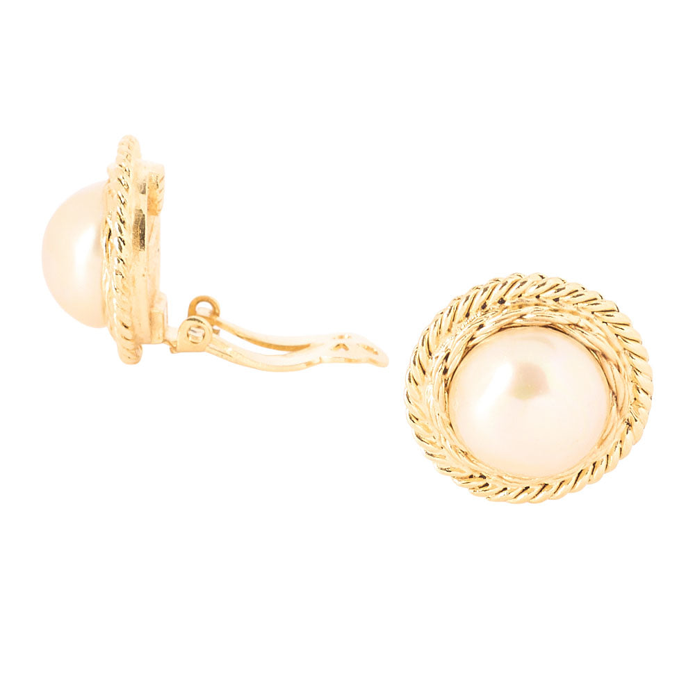 CHANEL Pearl Earrings 2106 Earrings GPx Faux Pearls Gold-Tone Hardware, Pre-Owned