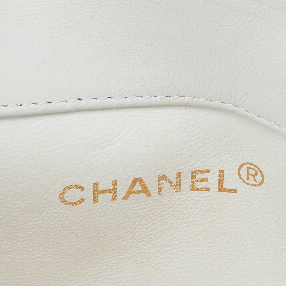 CHANEL Chain Shoulder Bag Mini Mini Matelasse Lambskin White Single Flap Turnlock Gold-Tone Hardware, Pre-Owned