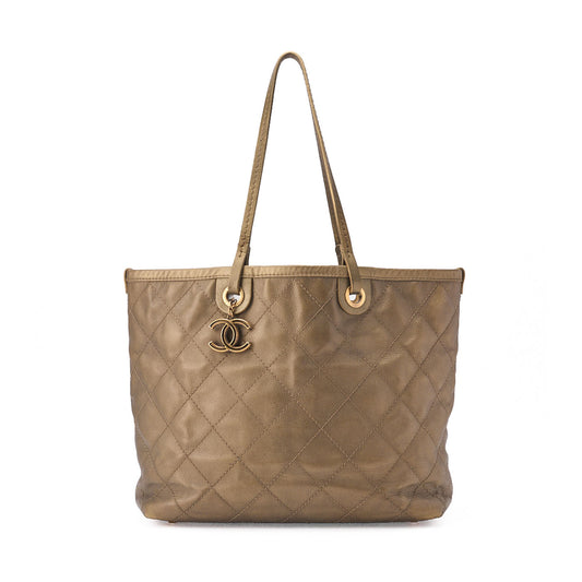 CHANEL Matelasse Tote Bag Caviar Skin with Coco Charm Gold Gold-Tone Hardware, Pre-Owned