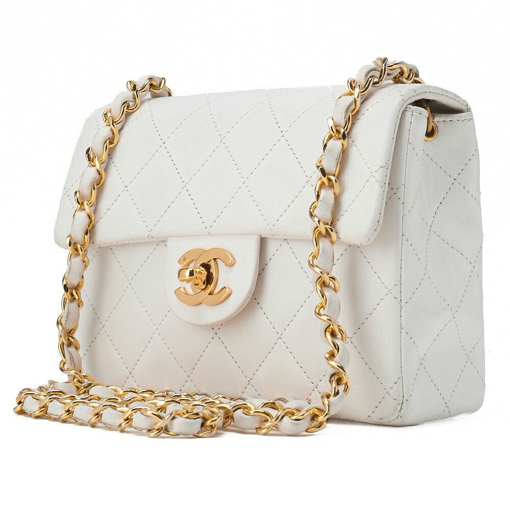 CHANEL Chain Shoulder Bag Mini Matrass? 18cm Lambskin White Single Flap Turnlock Gold-Tone Hardware, Pre-Owned