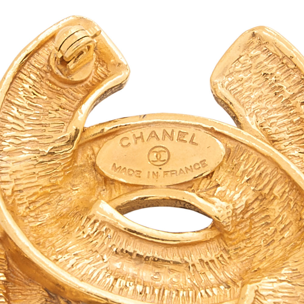 CHANEL Cocomark Matlasse Brooch GP (Gold Plated) Gold-Tone Hardware, Pre-Owned