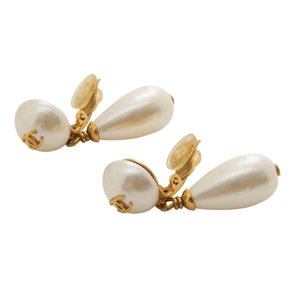 CHANEL Earrings 97P GP x Faux Pearl Gold Gold-Tone Hardware, Pre-Owned