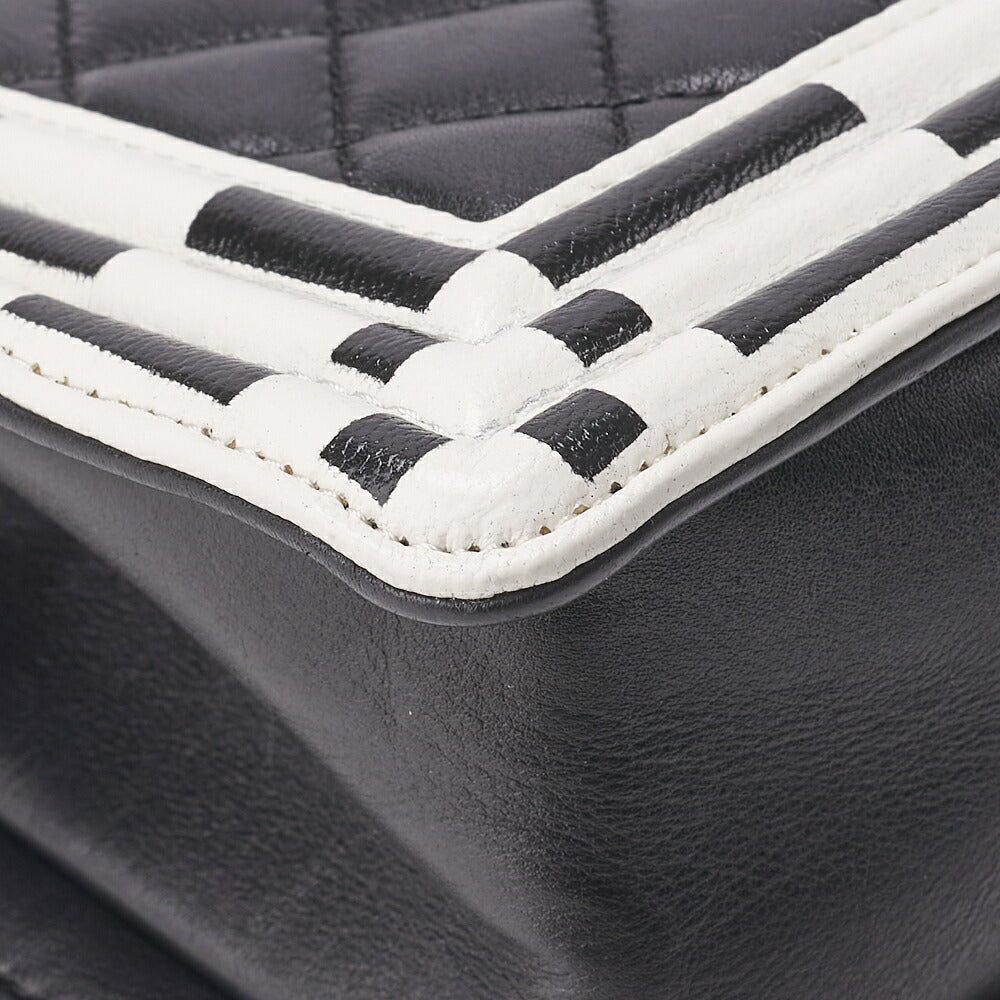 Chanel Boy Shoulder Bag Matelasse Chain Shoulder Lambskin Black Gold-Tone Hardware Pre-Owned - Vintage La Charme