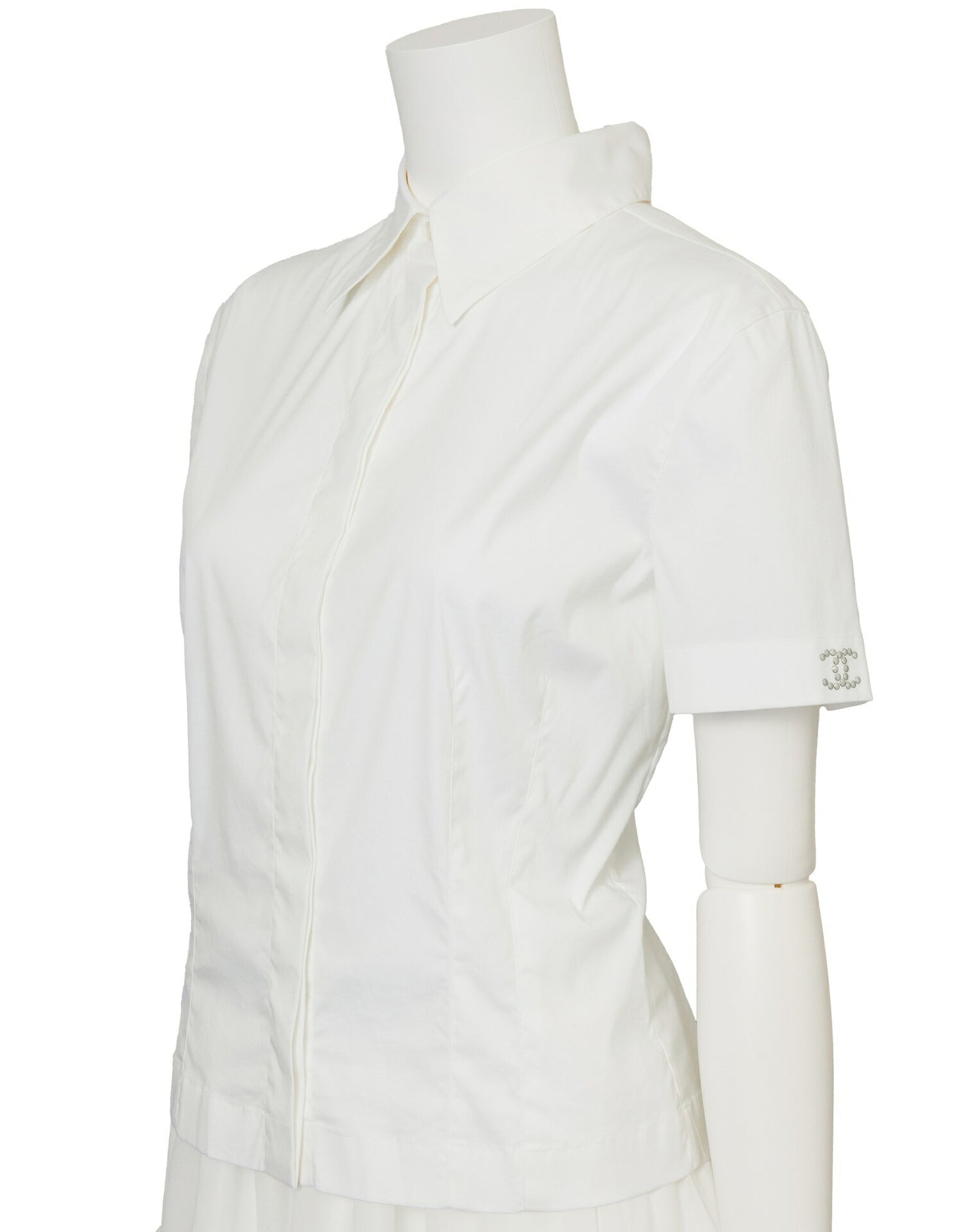 CHANEL Short Sleeve Shirt Blouse T-Shirt, Coco Mark, Cotton Blend, White, Silver-Tone Hardware, Pre-Owned - Vintage La Charme