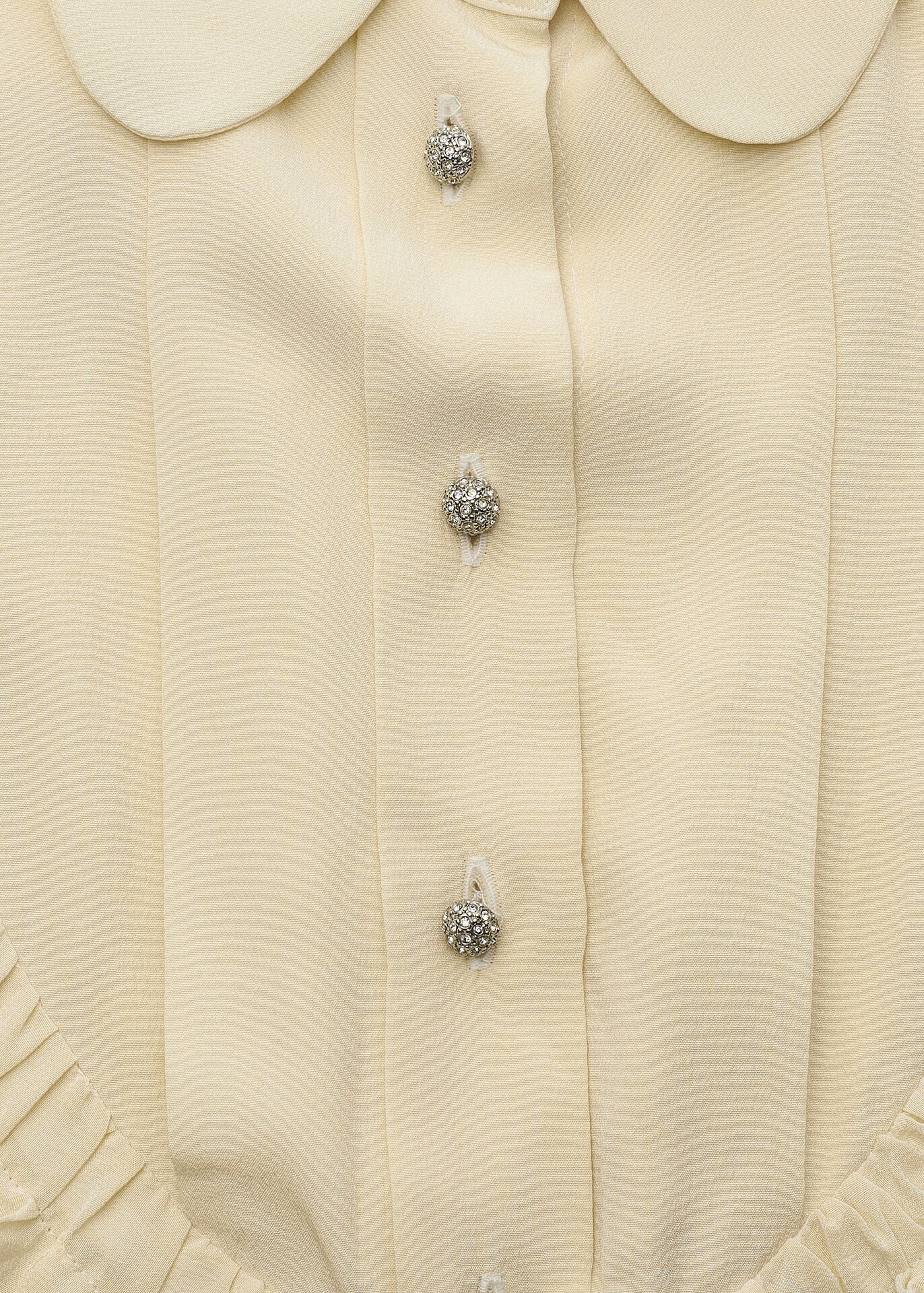 CHANEL Blouse, Short Sleeve, Cut-and-Sew, 100% Silk, Beige, Gold-Tone Hardware, Pre-Owned - Vintage La Charme