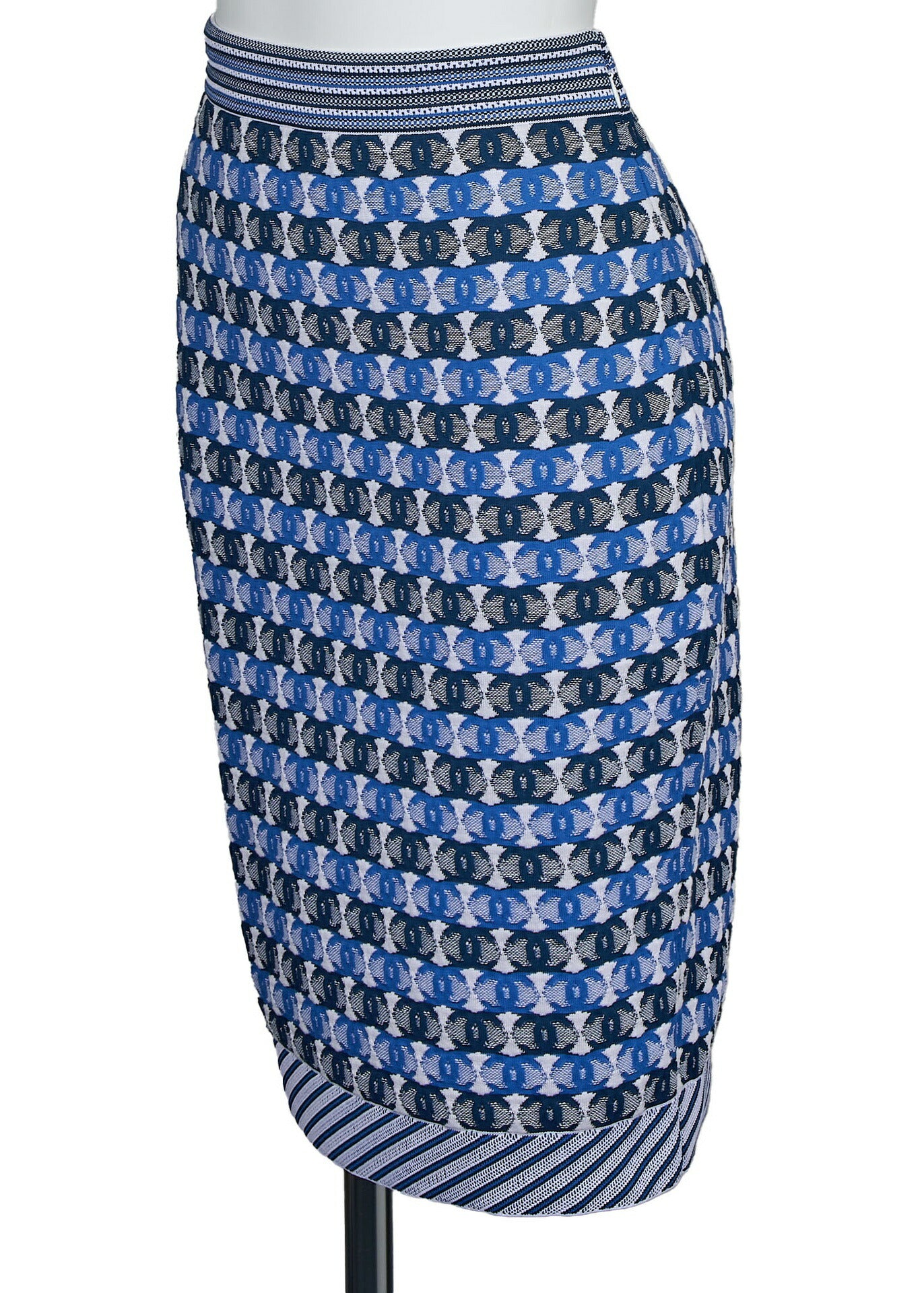 CHANEL Set Up Ensemble, Coco Mark CC Jacquard, Cotton Blend, Blue, Silver-Tone Hardware, Pre-Owned - Vintage La Charme