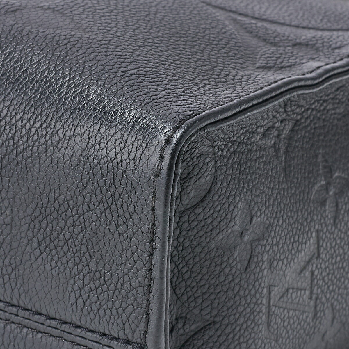 Louis Vuitton OnTheGo PM Tote Bag 2WAY Monogram Unplanted Leather Black Gold-Tone Hardware Pre-Owned - Vintage La Charme