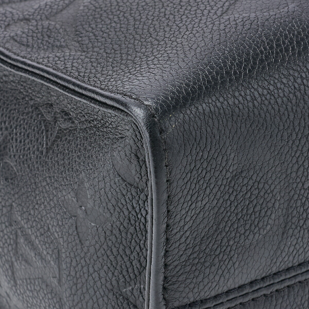 Louis Vuitton OnTheGo PM Tote Bag 2WAY Monogram Unplanted Leather Black Gold-Tone Hardware Pre-Owned - Vintage La Charme