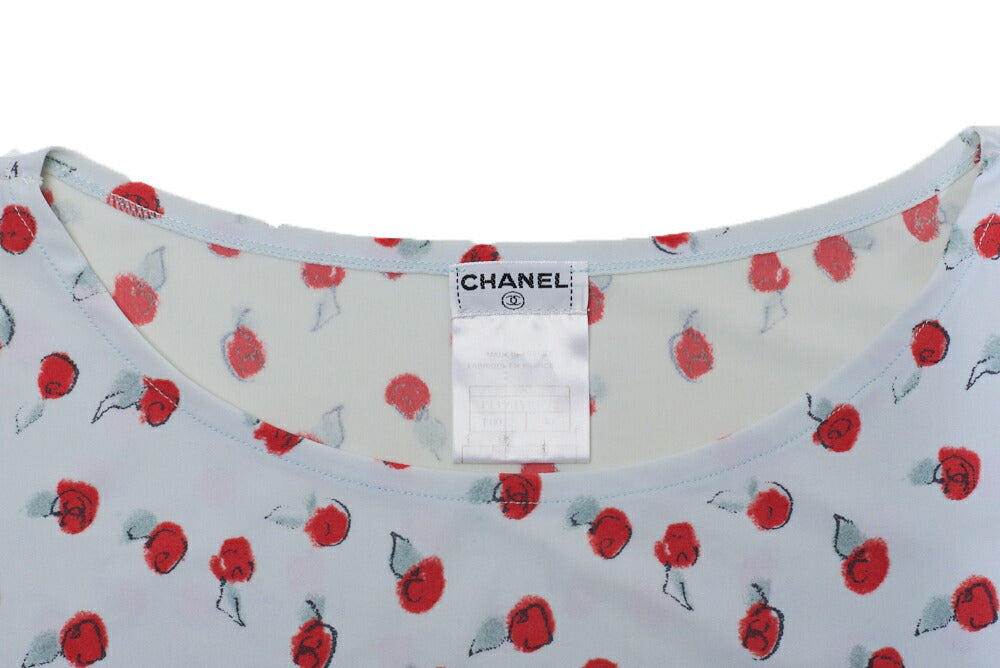 CHANEL T-Shirt, Short Sleeve, Cut-and-Sew, Cotton, Light Blue, Silver-Tone Hardware, Pre-Owned - Vintage La Charme