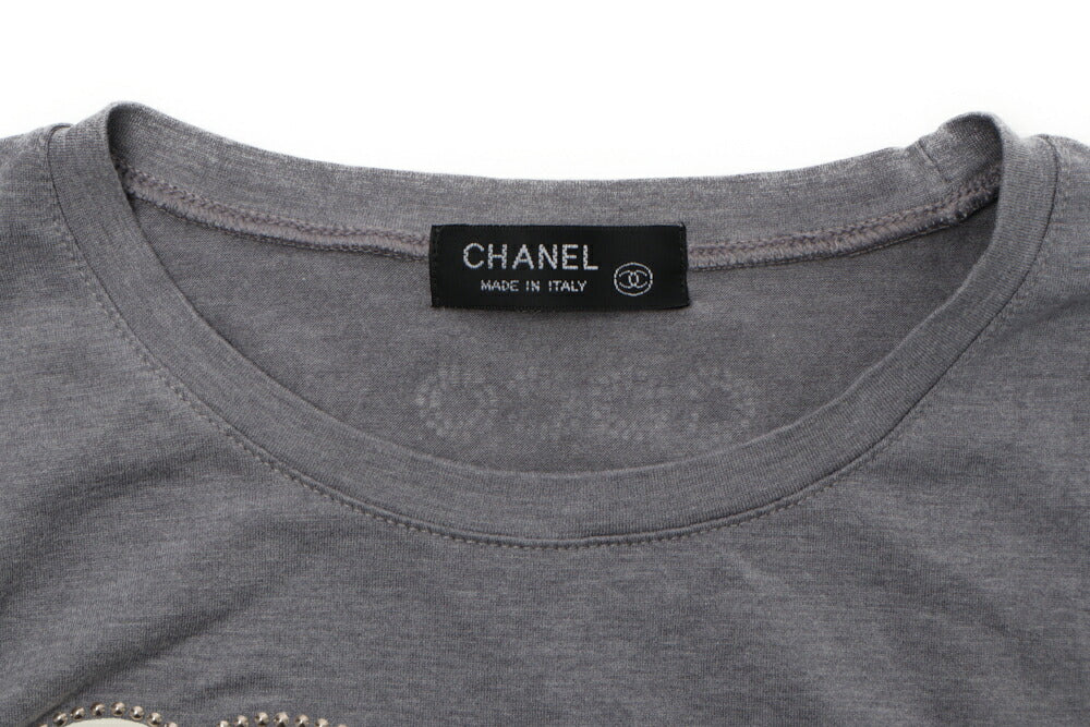CHANEL T-Shirt Short Sleeve Cut-and-Sew Gray Gold-Tone Hardware Pre-Owned - Vintage La Charme