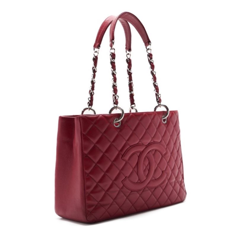 CHANEL Shoulder Bag, Matelasse, Coco Mark, Caviar Skin, Red, Silver-Tone Hardware, Pre-Owned - Vintage La Charme