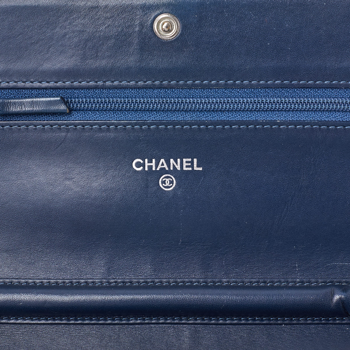 CHANEL Chain Wallet, Coco Mark, Caviar Skin, Blue, Gold-Tone Hardware, Pre-Owned - Vintage La Charme