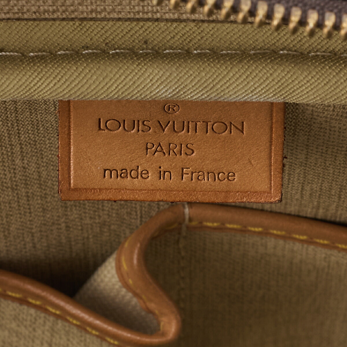 Louis Vuitton Handbag Deauville Monogram PVC Leather Brown Gold-Tone Hardware Pre-Owned - Vintage La Charme