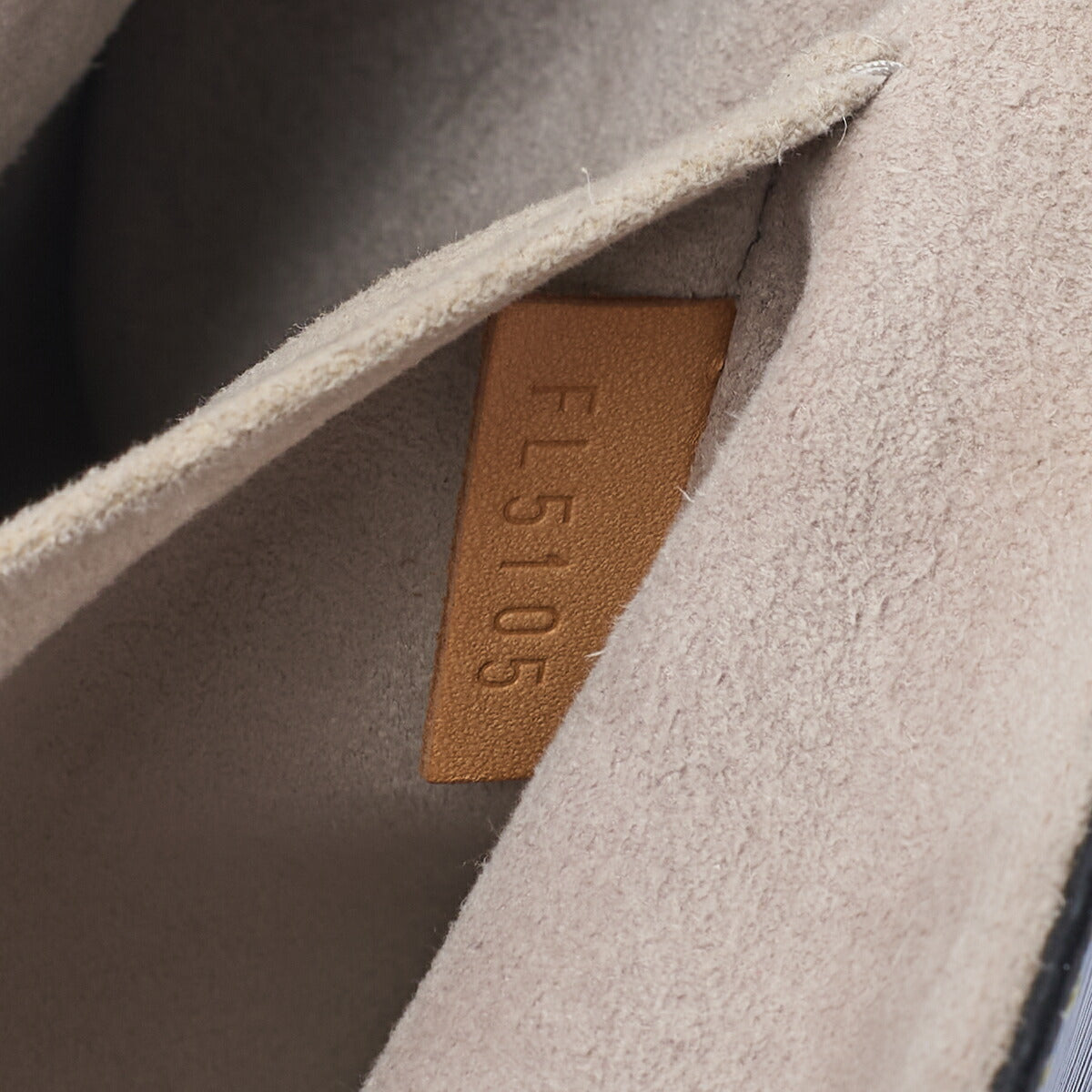 Louis Vuitton Shoulder Bag, Epi Twist MM, Chain Shoulder, Epi Leather, Denim Light, Silver-Tone Hardware, Pre-Owned - Vintage La Charme