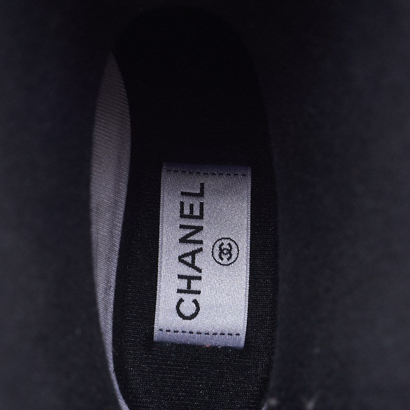 CHANEL Rain Boots, Coco Mark, Rubber, Khaki, Gold-Tone Hardware, Pre-Owned - Vintage La Charme