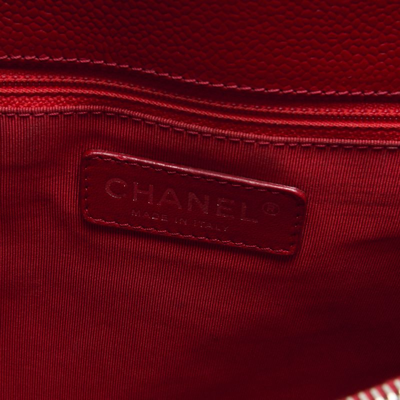 CHANEL Shoulder Bag, Matelasse, Coco Mark, Caviar Skin, Red, Silver-Tone Hardware, Pre-Owned - Vintage La Charme