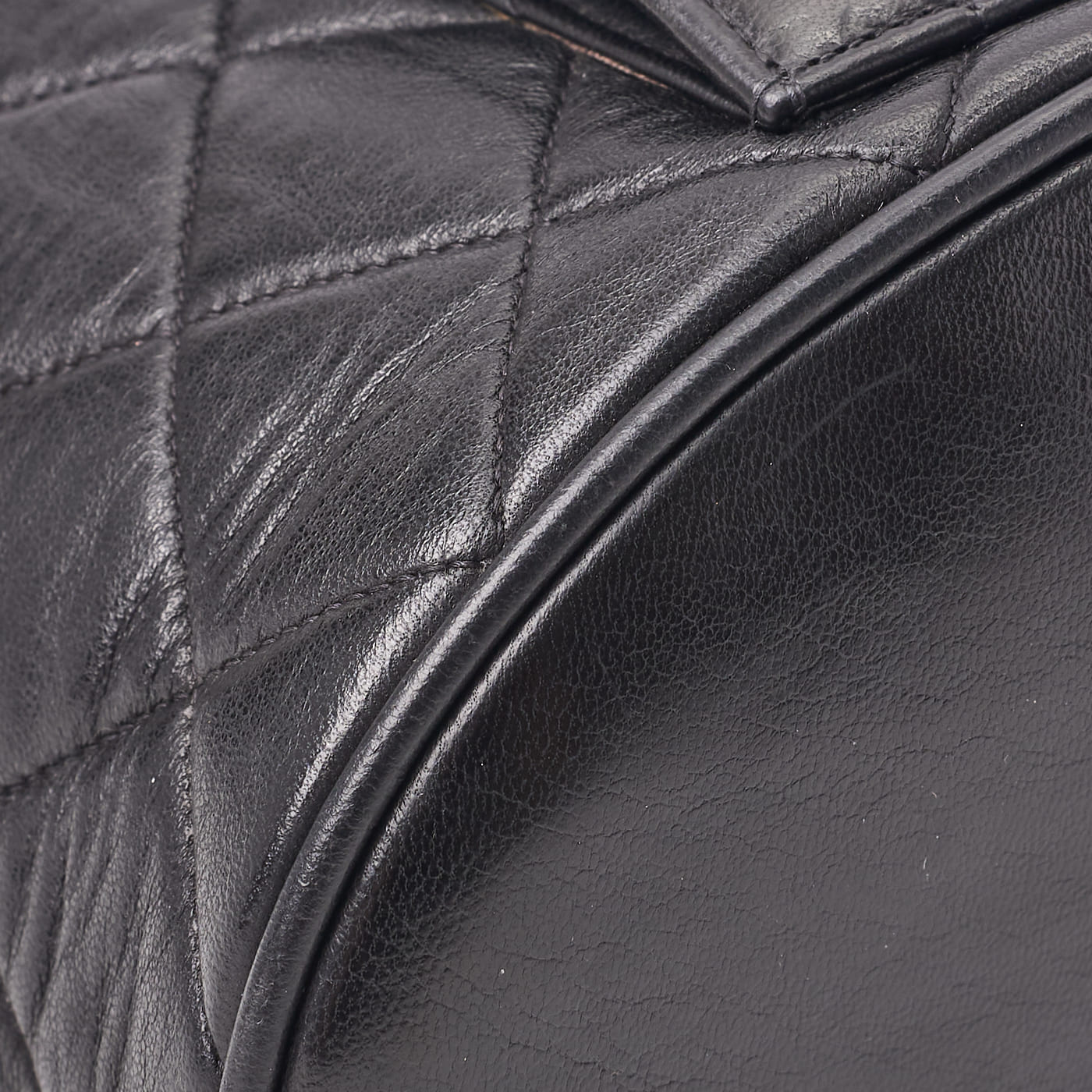 CHANEL Chain Backpack Bag Matelasse Outside Flap Turn Lock Lambskin Black Gold-Tone Hardware Pre-Owned - Vintage La Charme