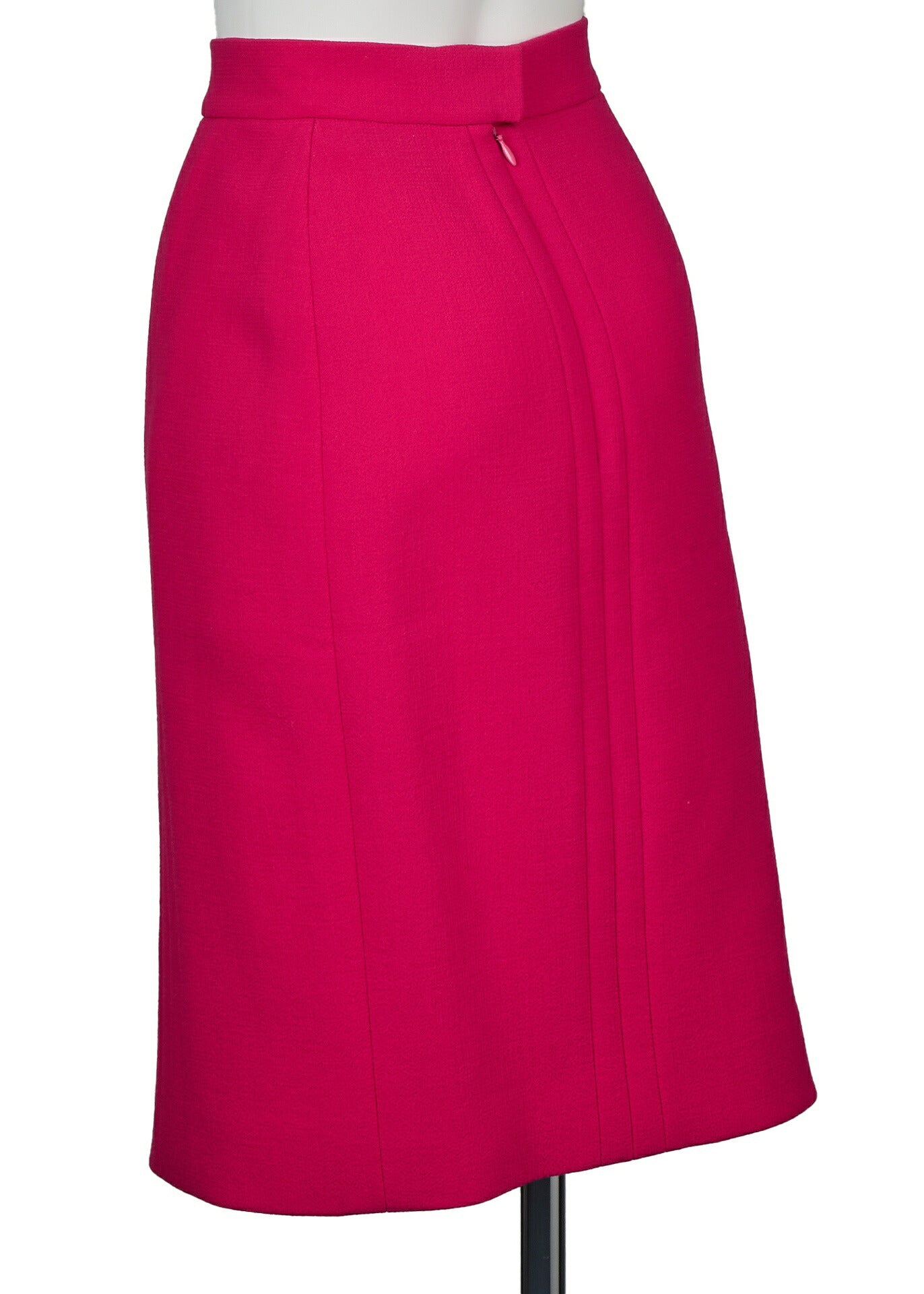 CHANEL Jacket Skirt Set, Coco Button, Wool, Pink, Gold-Tone Hardware, Pre-Owned - Vintage La Charme