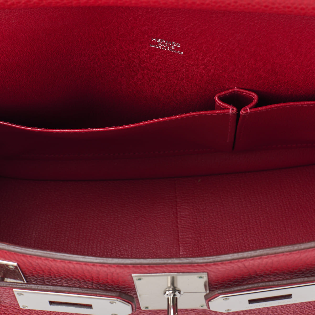 HERMES Gypsiere 31 Shoulder Bag Tryon Clemence Rouge Casaque Silver-Tone Hardware Pre-Owned - Vintage La Charme