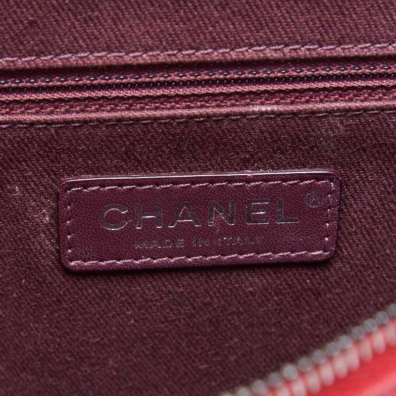 CHANEL Mini Shoulder Bag, Matelasse Turn Lock Chain Shoulder, Vintage Calf, Black, Silver-Tone Hardware, Pre-Owned - Vintage La Charme