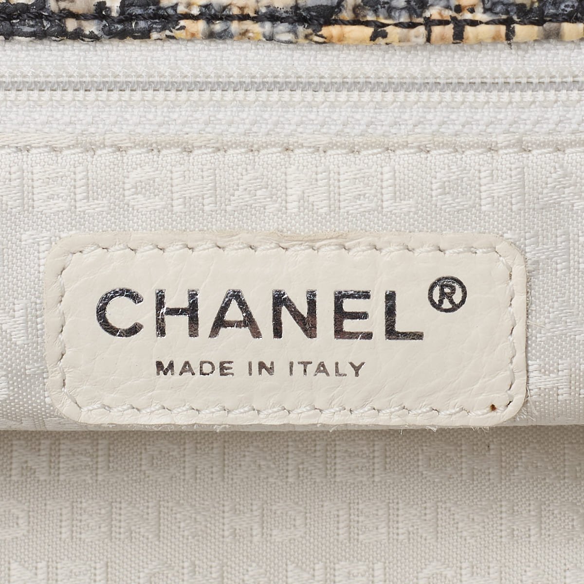 CHANEL Shoulder Bag, Camellia Turn Lock, Chain Shoulder, Tweed, Black, Silver-Tone Hardware, Pre-Owned - Vintage La Charme