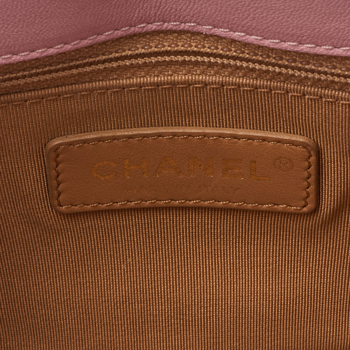 CHANEL Mini Shoulder Bag Matelasse Round Flap Chain Shoulder Lambskin Pink Gold-Tone Hardware Pre-Owned - Vintage La Charme