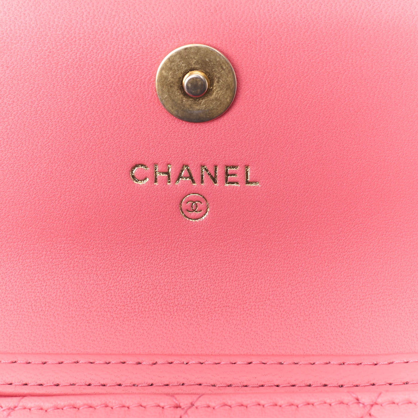 CHANEL Mini Shoulder Bag, Matelasse, Chain Shoulder, Lambskin, Pink, Gold-Tone Hardware, Pre-Owned - Vintage La Charme