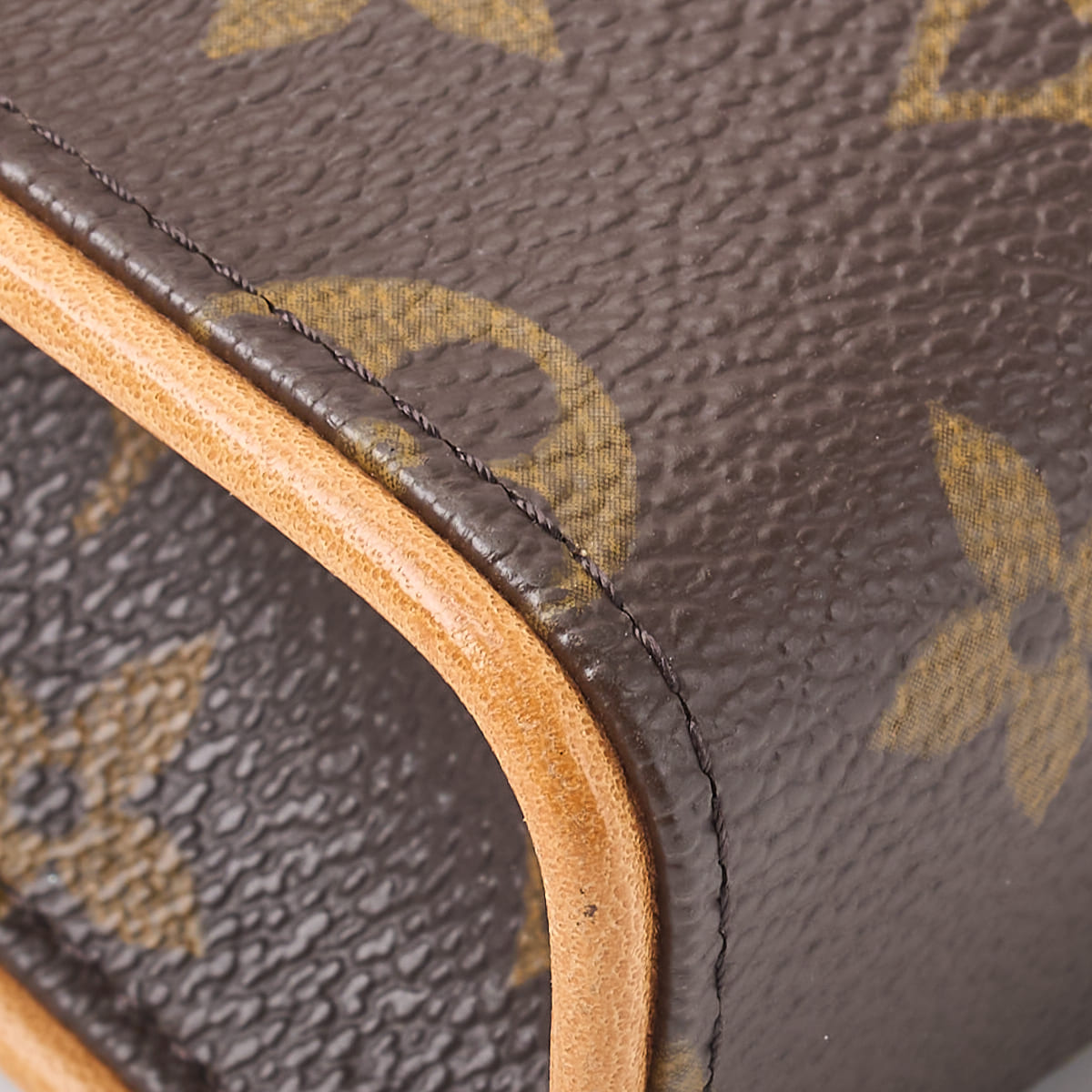 Louis Vuitton Shoulder Bag, Florentine, Monogram, Canvas, Brown, Gold-Tone Hardware, Pre-Owned - Vintage La Charme