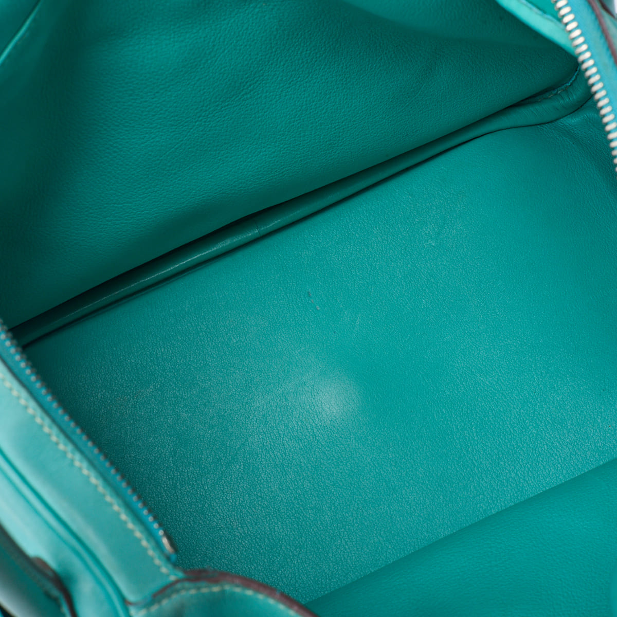 HERMES Lindy 30 2WAY Shoulder Bag Swift Leather Ragon Lagon Silver-Tone Hardware Pre-Owned - Vintage La Charme