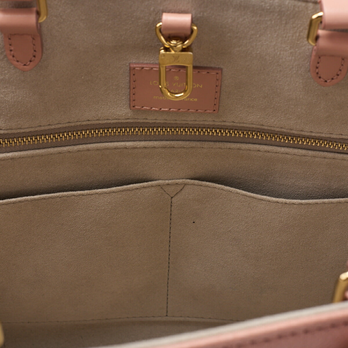 Louis Vuitton On the Go MM 2WAY Tote Bag Monogram Giant Pink Canvas Gold-Tone Hardware Pre-Owned - Vintage La Charme