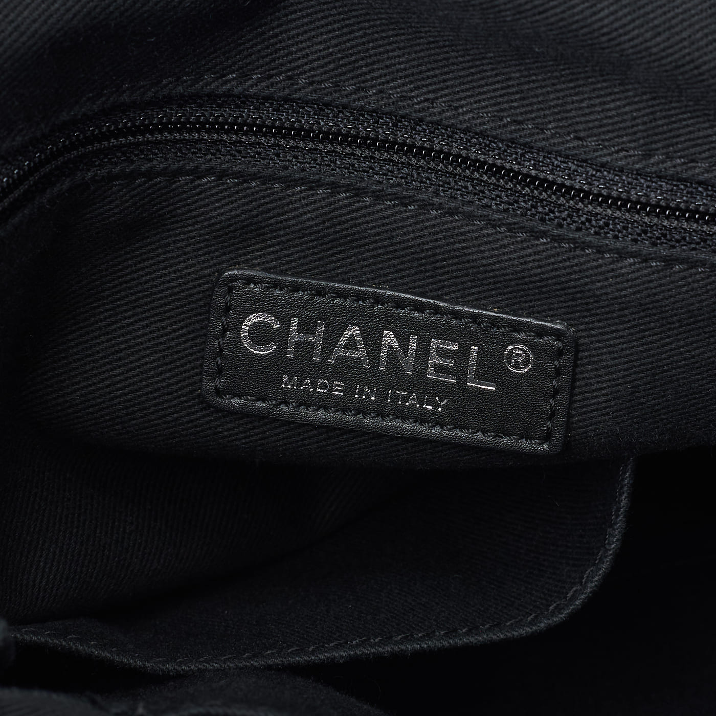 CHANEL Tote Bag Gamaguchi Wild Stitch Calf Leather Black Silver-Tone Hardware Pre-Owned - Vintage La Charme
