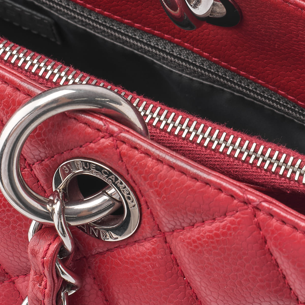 CHANEL Shoulder Bag, Matelasse GST Coco Mark, Caviar Skin, Red, Silver-Tone Hardware, Pre-Owned - Vintage La Charme