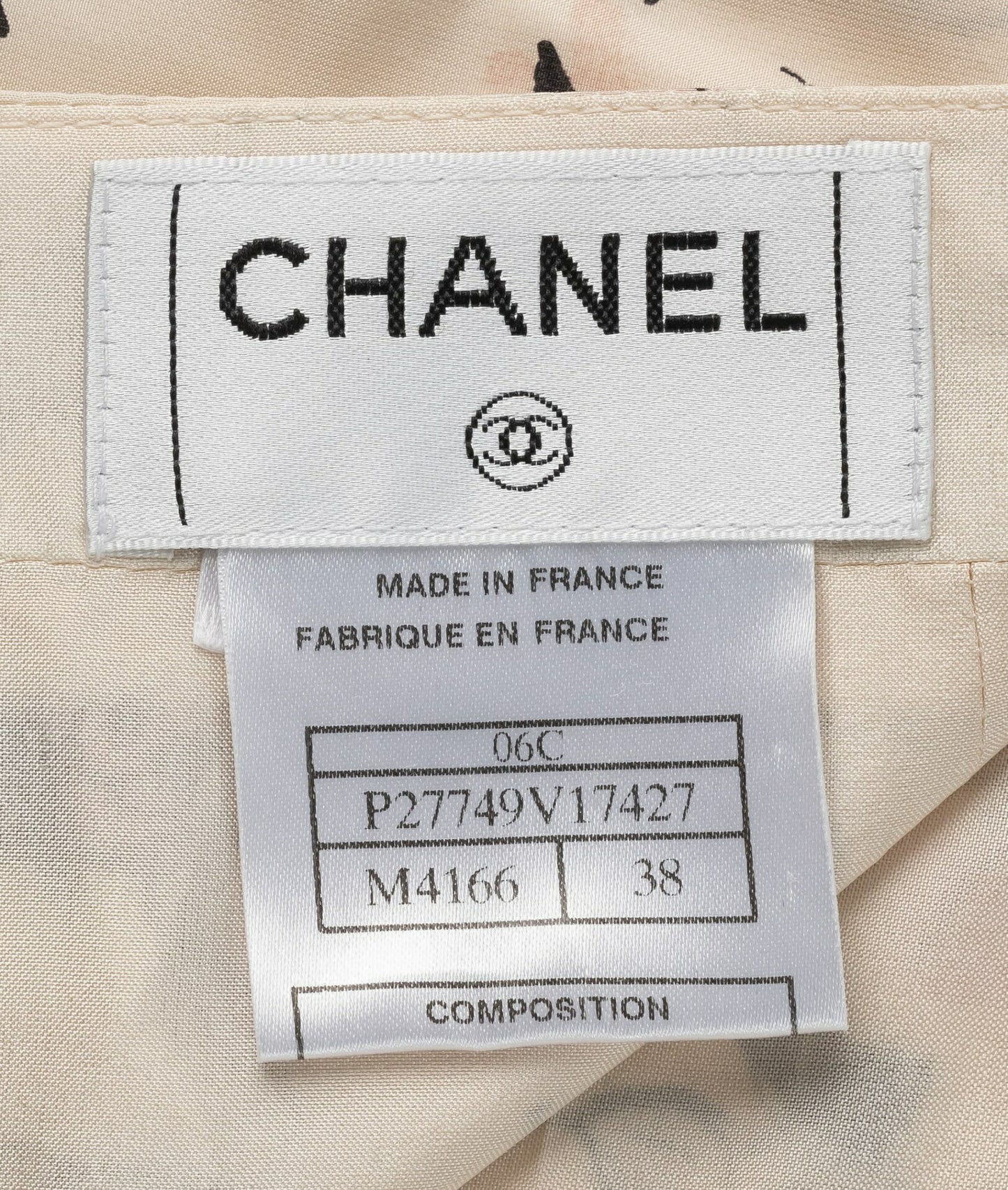 CHANEL Pleated Skirt, Coco Mark Logo, Silk, Ivory, Gold-Tone Hardware, Pre-Owned - Vintage La Charme