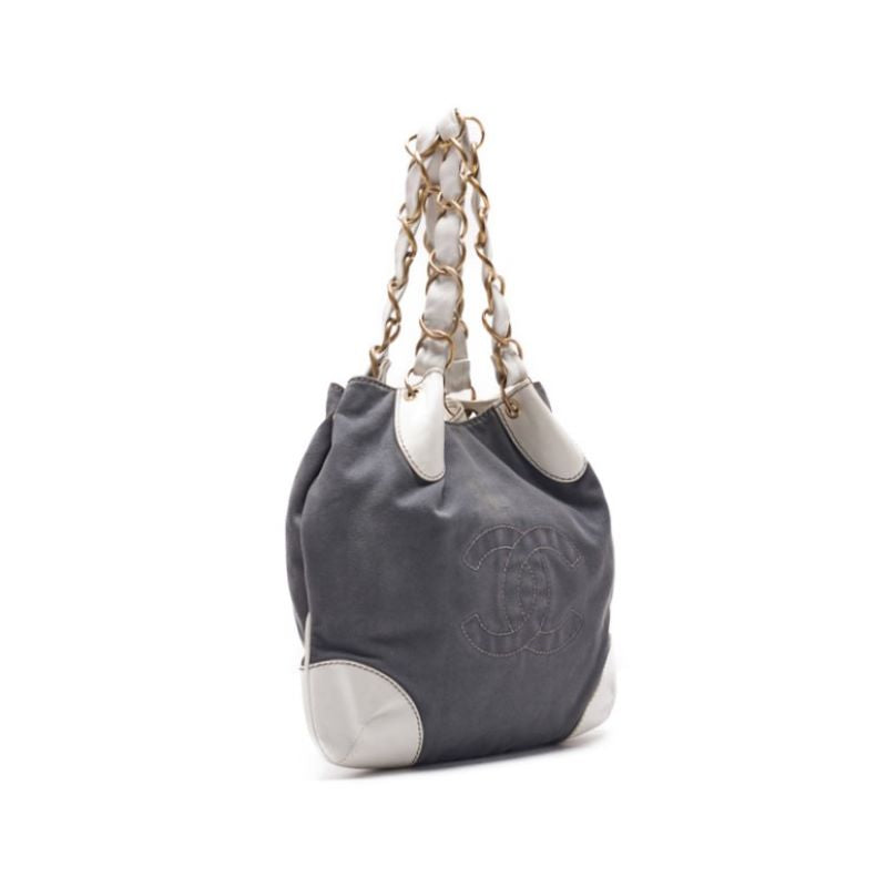 CHANEL Shoulder Tote Bag, Canvas, Gray, Gold-Tone Hardware, Pre-Owned - Vintage La Charme