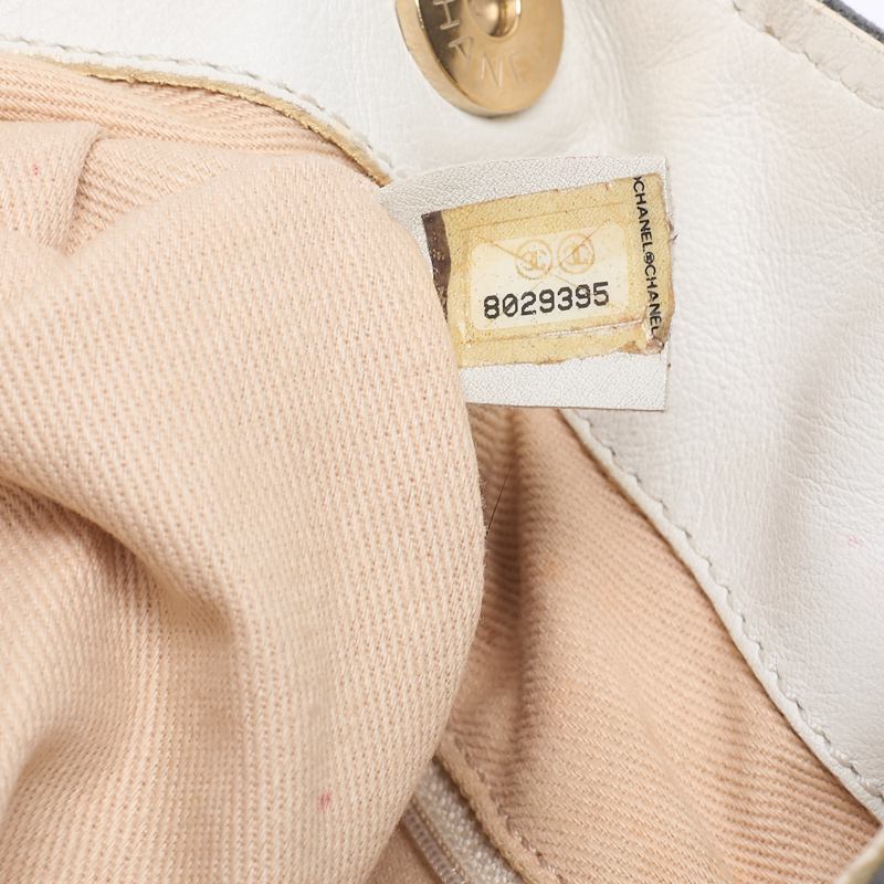 CHANEL Shoulder Tote Bag, Canvas, Gray, Gold-Tone Hardware, Pre-Owned - Vintage La Charme