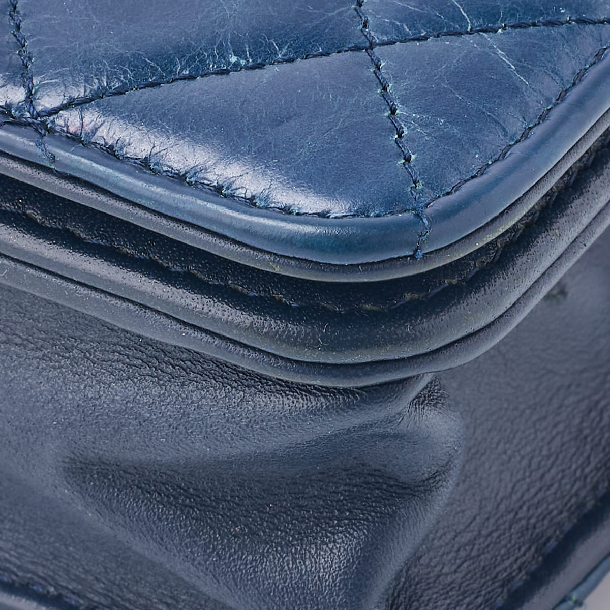 CHANEL Chain Wallet, Diagonal Stitching, Matelasse, Vintage Calf, Blue, Silver-Tone Hardware, Pre-Owned - Vintage La Charme