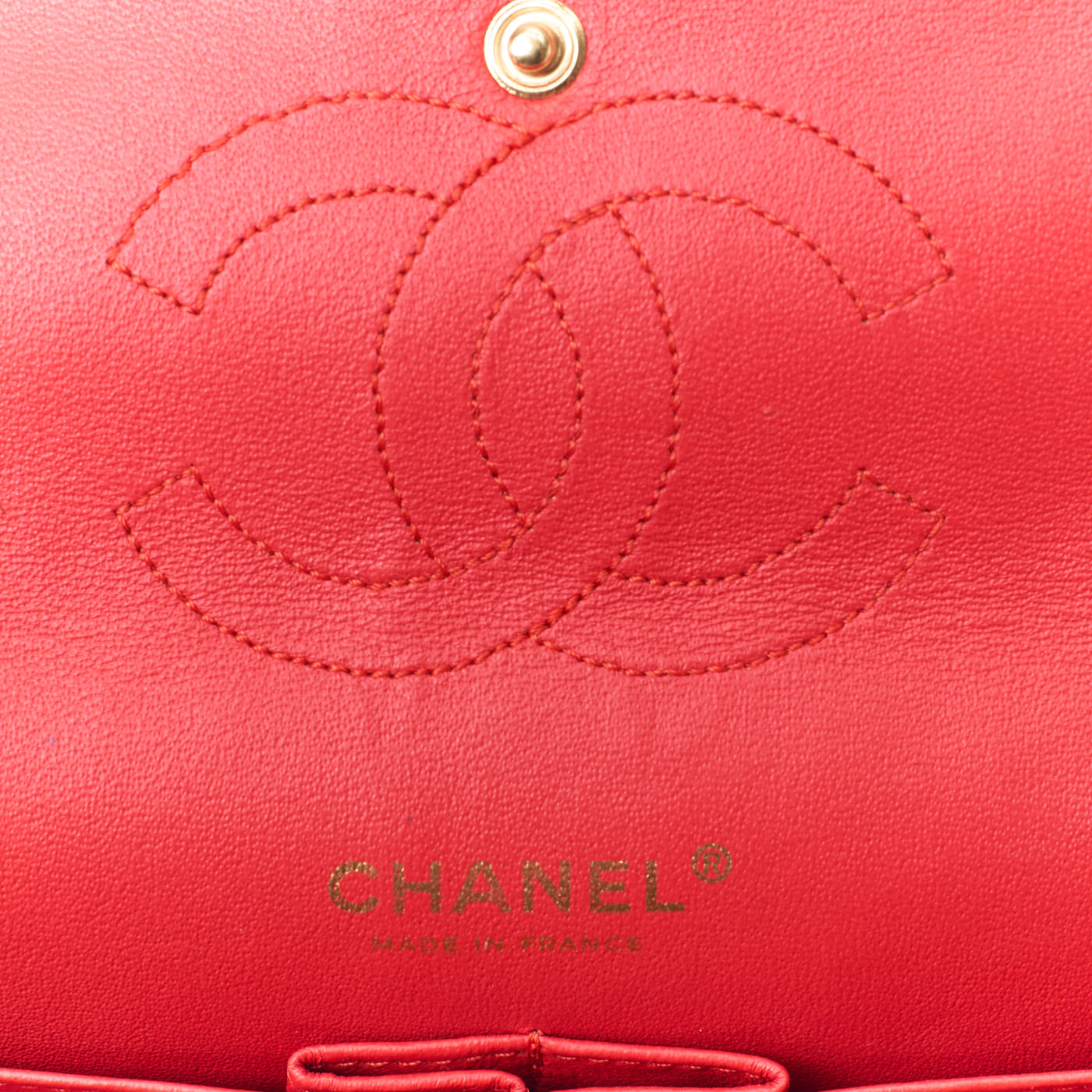 CHANEL Shoulder Bag Matelasse Turn Lock Double Flap Lambskin Red Gold-Tone Hardware Pre-Owned - Vintage La Charme