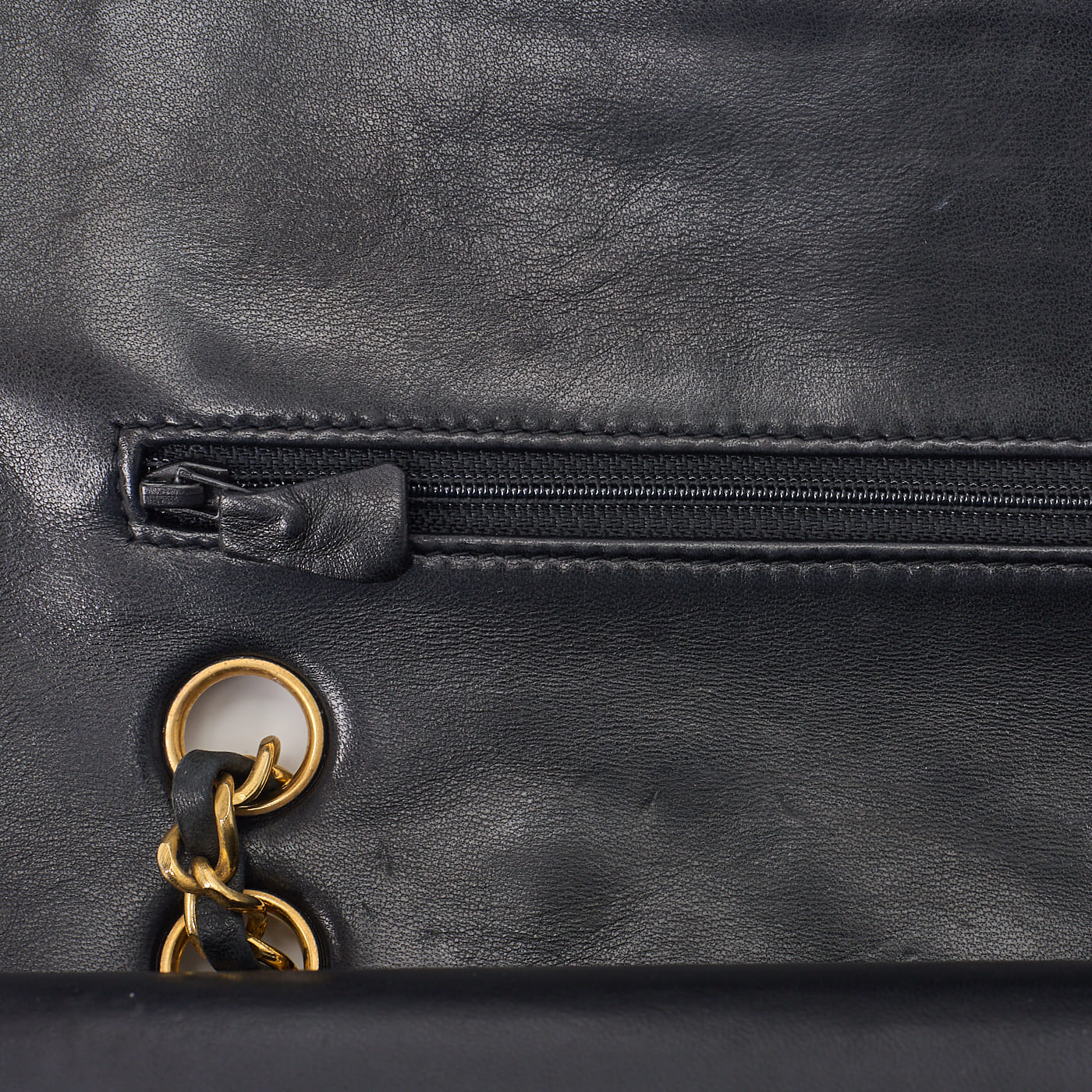 CHANEL Shoulder Bag Matelasse Turn Lock Double Flap Lambskin Black Gold-Tone Hardware Pre-Owned - Vintage La Charme