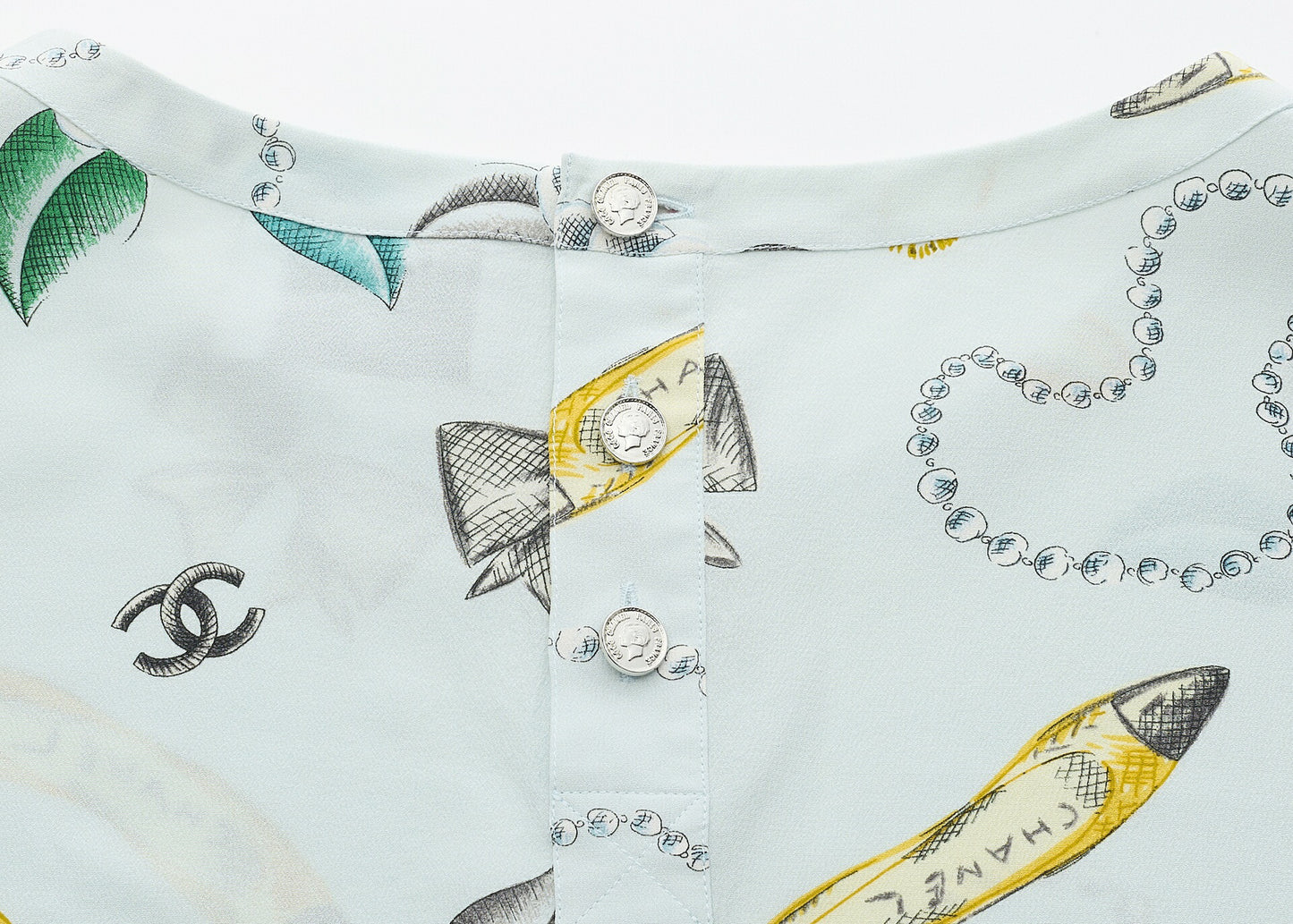 CHANEL T-Shirt Blouse Short Sleeve Ribbon Cut Sew Cotton Light Blue Gold-Tone Hardware Pre-Owned - Vintage La Charme