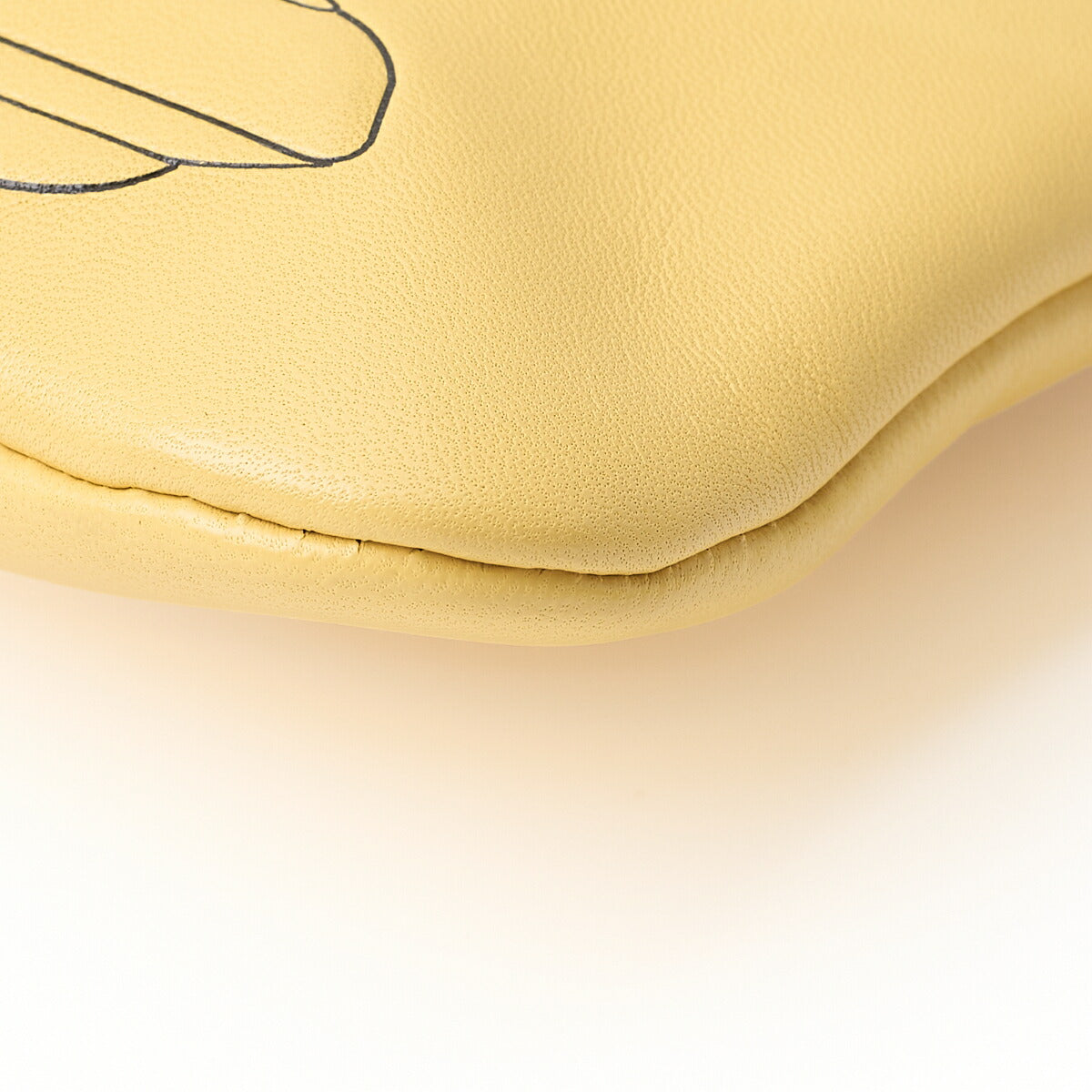CHANEL Clutch Bag, Coco Havana, Mini, Lambskin, Yellow, Silver-Tone Hardware, Pre-Owned - Vintage La Charme
