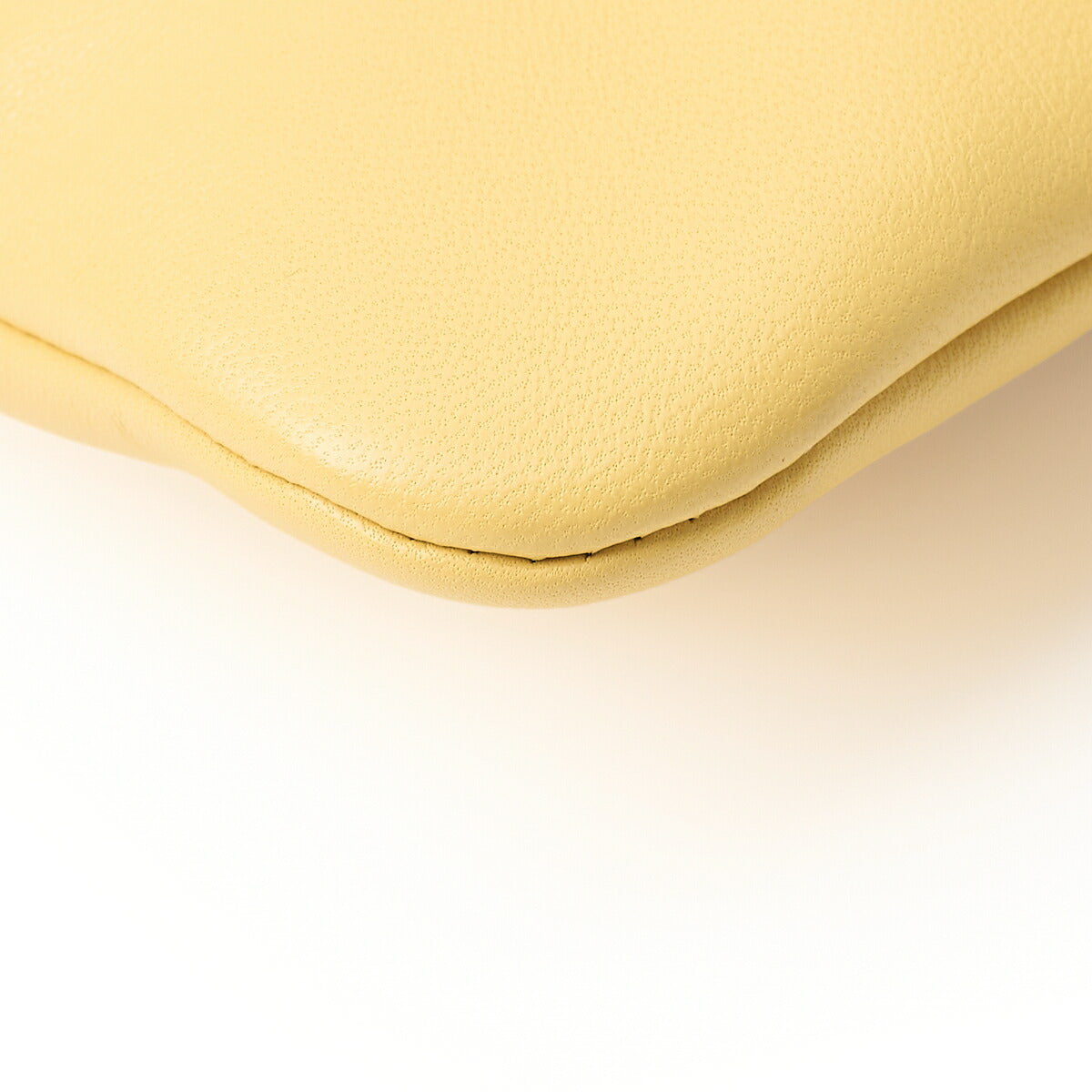 CHANEL Clutch Bag, Coco Havana, Mini, Lambskin, Yellow, Silver-Tone Hardware, Pre-Owned - Vintage La Charme