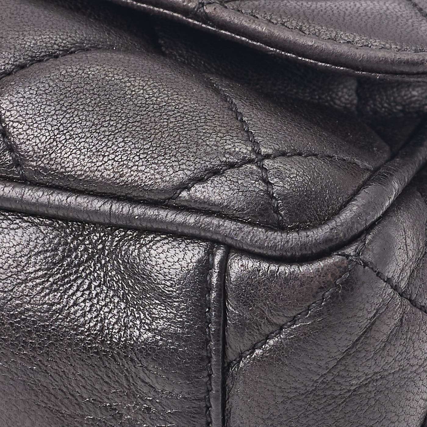 CHANEL Chain Backpack Bag, Matelasse, Lambskin, Black, Gold-Tone Hardware, Pre-Owned - Vintage La Charme